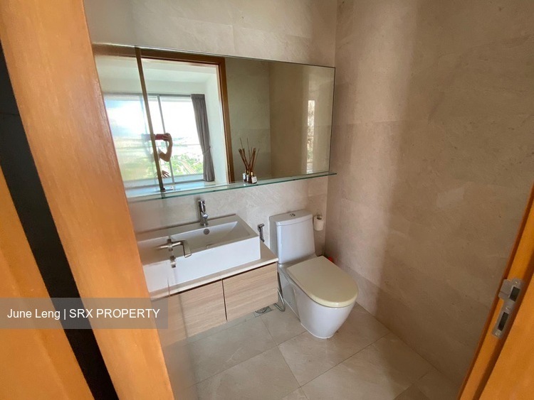 Centro Residences (D20), Condominium #531966881